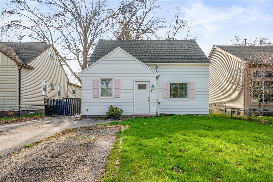 237 Ridgecrest Road, Greece, New York image 1