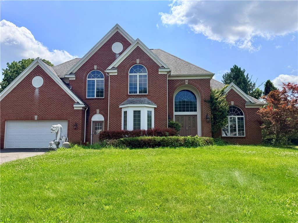 Photo of 36 Orange Tree Circle, Chili, NY 14624 (MLS # R1705017)