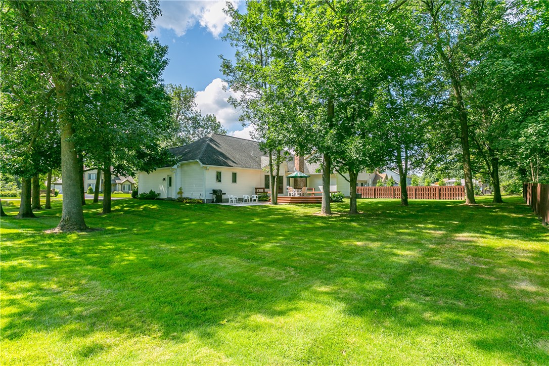 2 Glen Valley Drive, Penfield, New York image 43