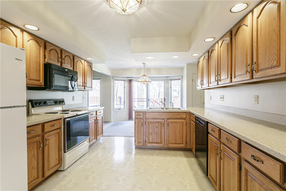 2 Glen Valley Drive, Penfield, New York image 15