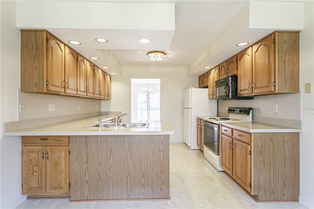 2 Glen Valley Drive, Penfield, New York image 14