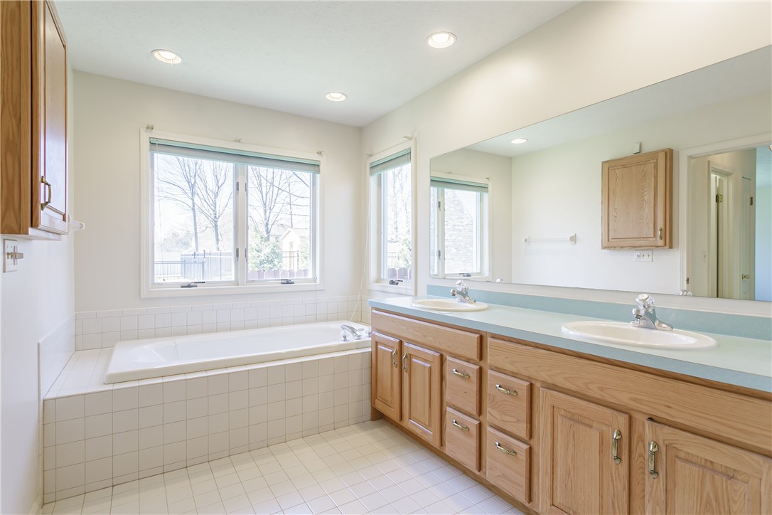 2 Glen Valley Drive, Penfield, New York image 22