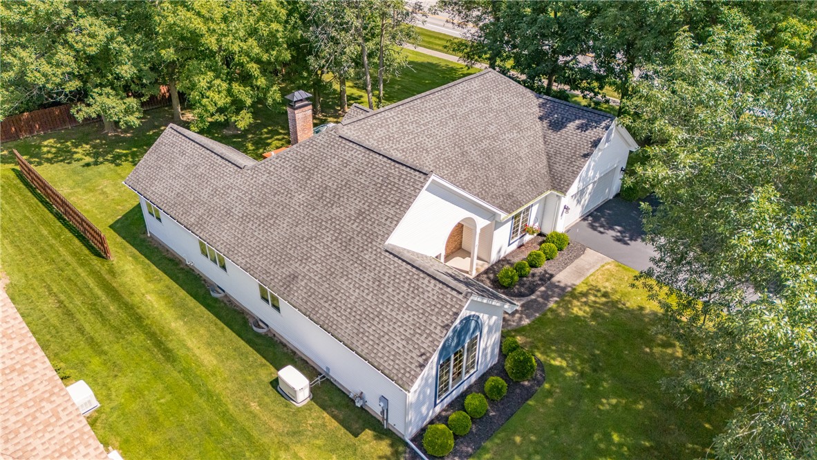 2 Glen Valley Drive, Penfield, New York image 5