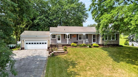Tiny photo for 3686 E Saddleback Road, Canandaigua Town, NY 14424 (MLS # R1698554)