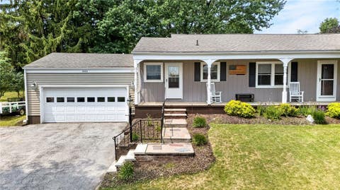 Tiny photo for 3686 E Saddleback Road, Canandaigua Town, NY 14424 (MLS # R1698554)