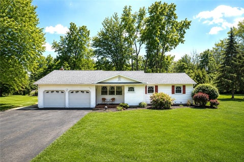 Homes For Sale - 665 Regina Drive<br/> Webster, NY 14580