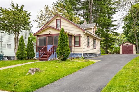 Photo of 36 Hewitt Street, Rochester, NY 14612 (MLS # R1683200)
