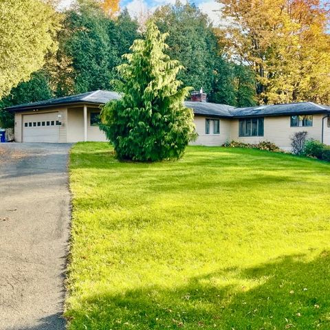 Tiny photo for 360 Plank Road, Walworth, NY 14502 (MLS # R1648351)