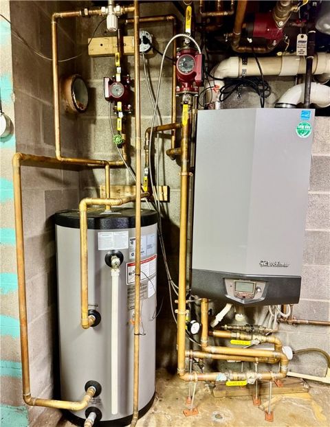 Tiny photo for 360 Plank Road, Walworth, NY 14502 (MLS # R1648351)