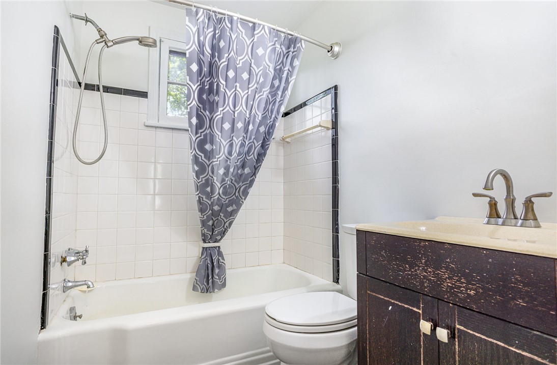 105 Marwood Road, Greece, New York image 13