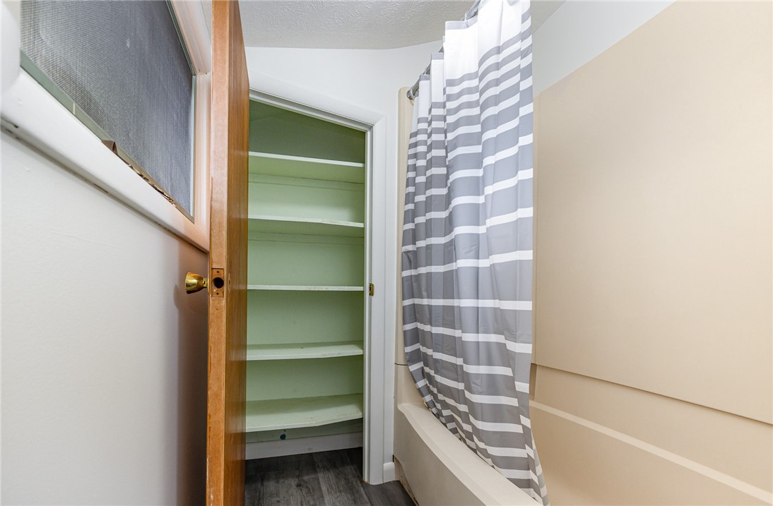 105 Marwood Road, Greece, New York image 22
