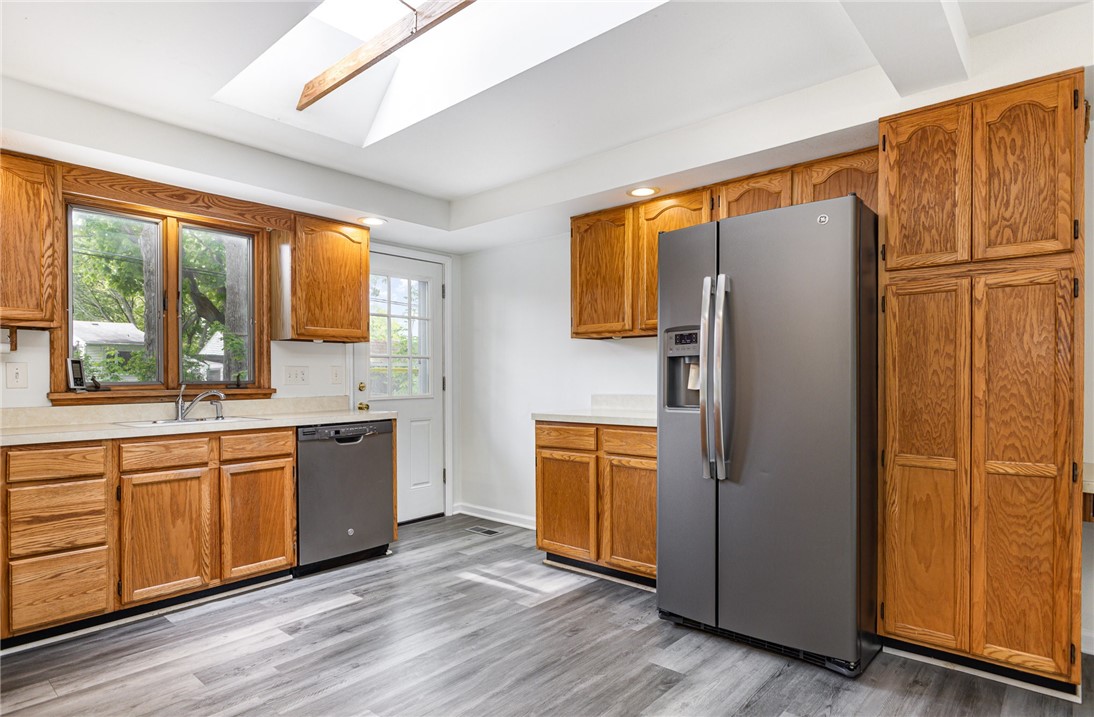 105 Marwood Road, Greece, New York image 12