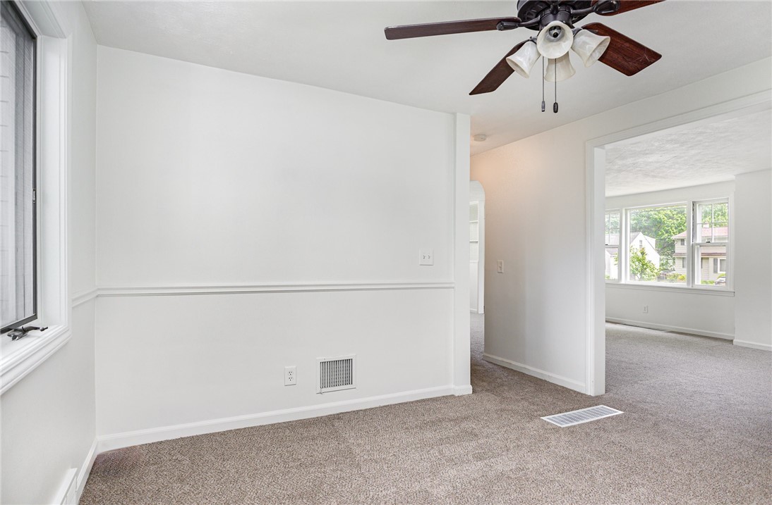105 Marwood Road, Greece, New York image 8