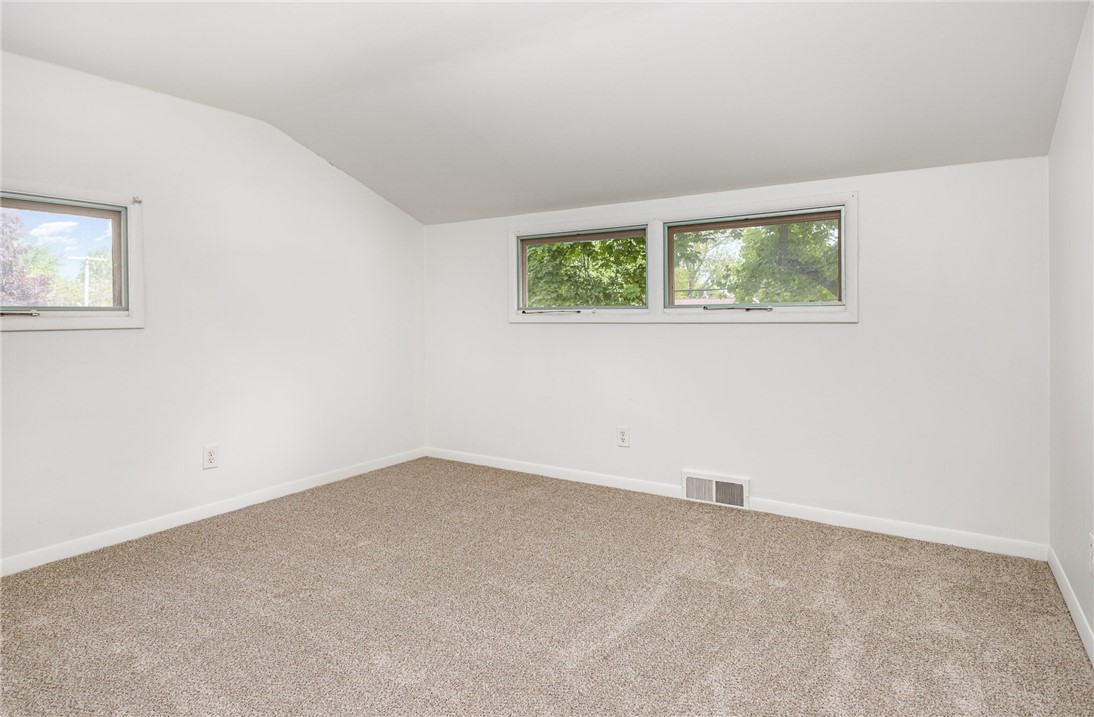 105 Marwood Road, Greece, New York image 18
