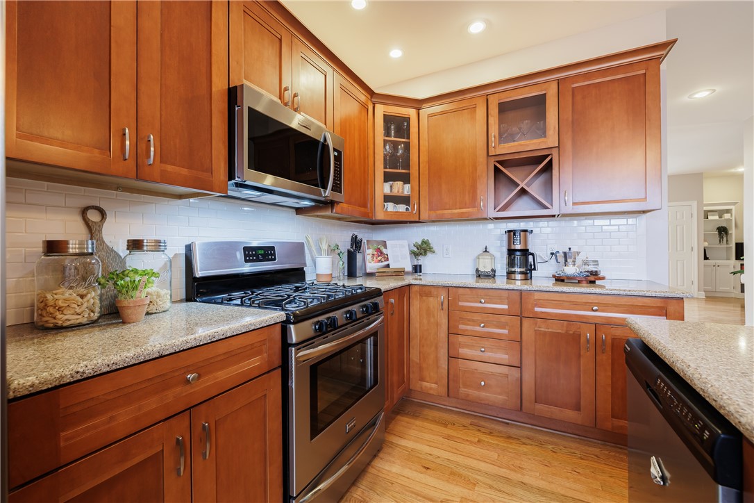 52 Windsor Street, Rochester, New York image 11