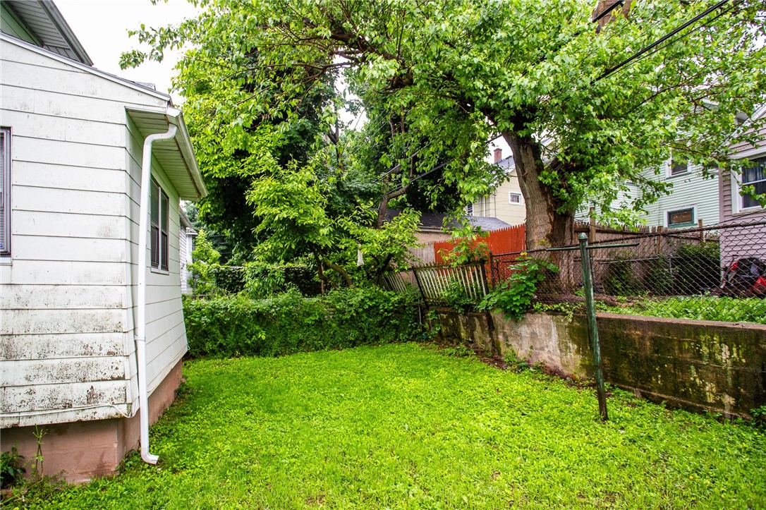 239 Weyl St, Rochester, New York image 28