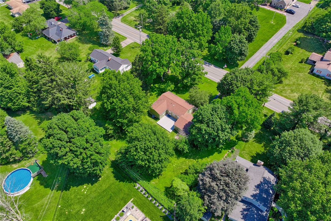 Search Properties 4 493 holt road