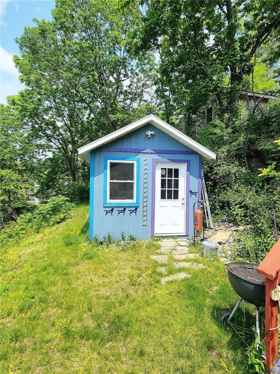 Ledyard, New York 13026, United States, 4 Bedrooms Bedrooms, ,3 BathroomsBathrooms,Residential,Active,153703