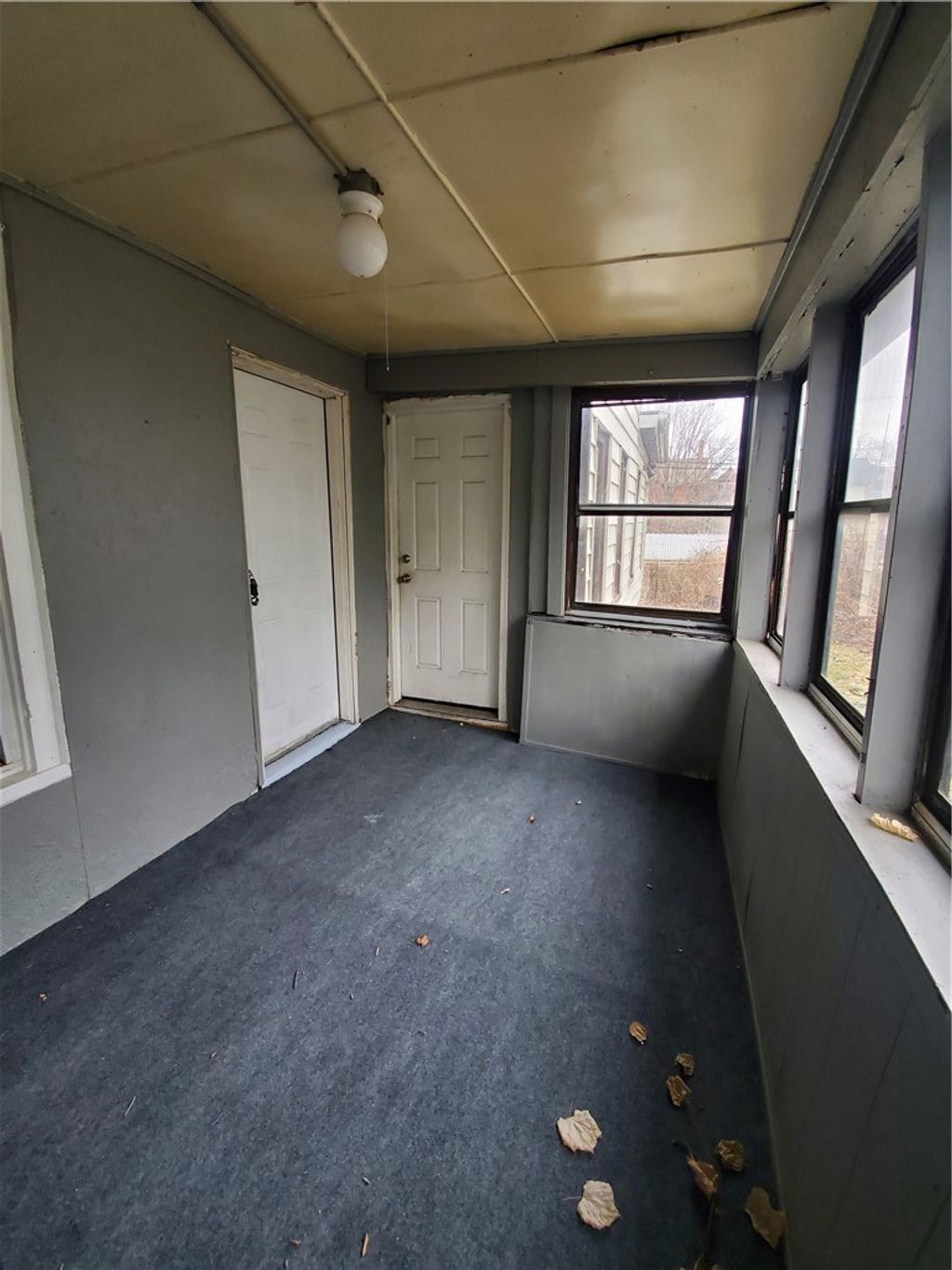 Photo of 102 Jefferson Avenue, Rochester, NY 14611 (MLS # R1666653)