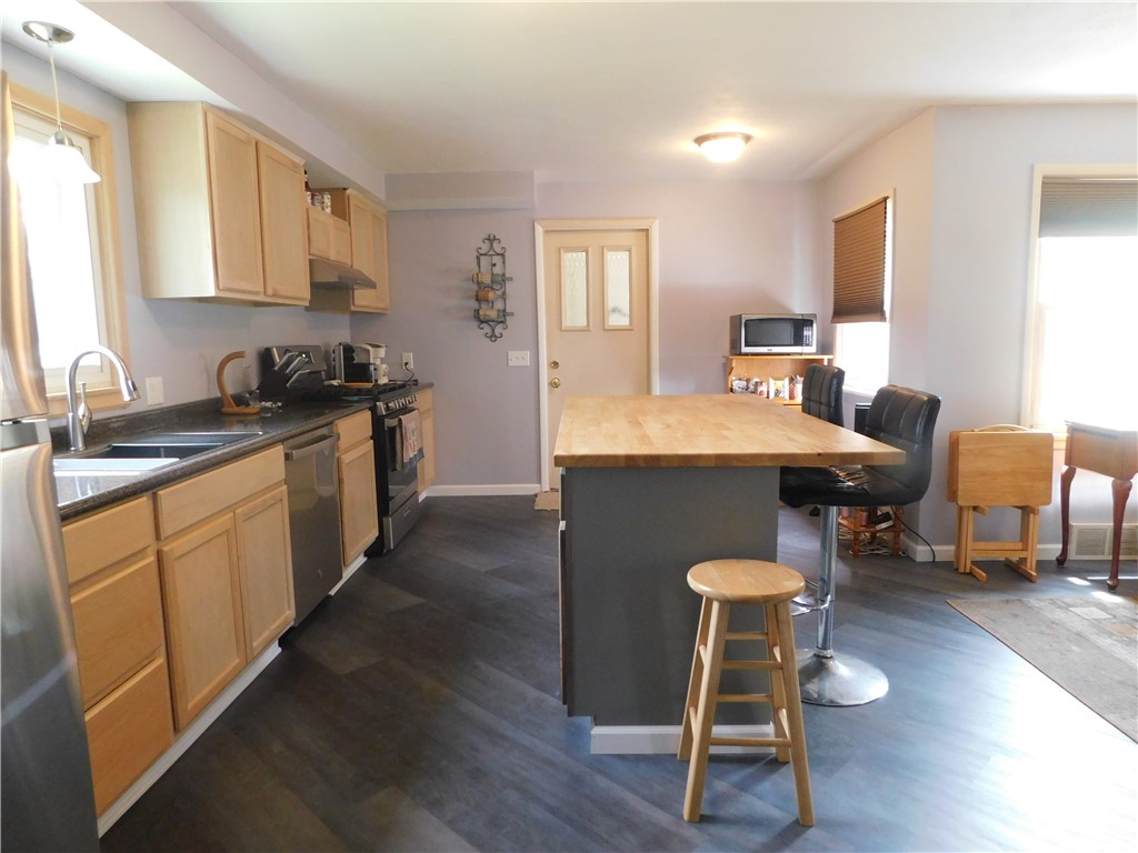 8 Dayne Street, Irondequoit, New York image 7