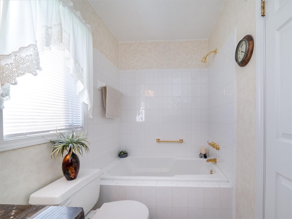97 Shepperton Way, Greece, New York image 19