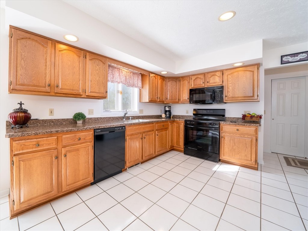 97 Shepperton Way, Greece, New York image 14