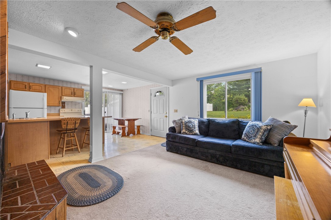 Search Properties 3 1521 aster terrace