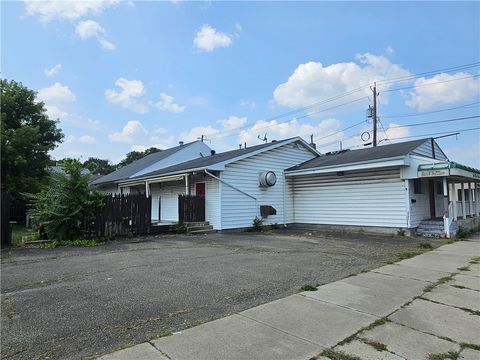 Photo of 1321 College Avenue, Elmira City, NY 14903 (MLS # R1671815)