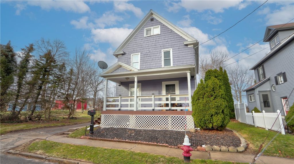Photo of 32 Grant Ave Avenue, Geneva City, NY 14456 (MLS # R1666957)