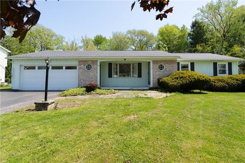43 Golf Stream Drive Penfield NY 14526