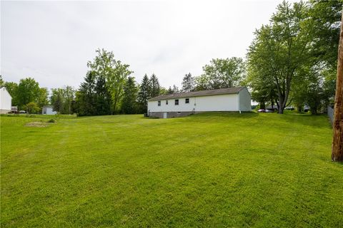 Tiny photo for 2310 Timberline Drive, Macedon, NY 14502 (MLS # R1682610)