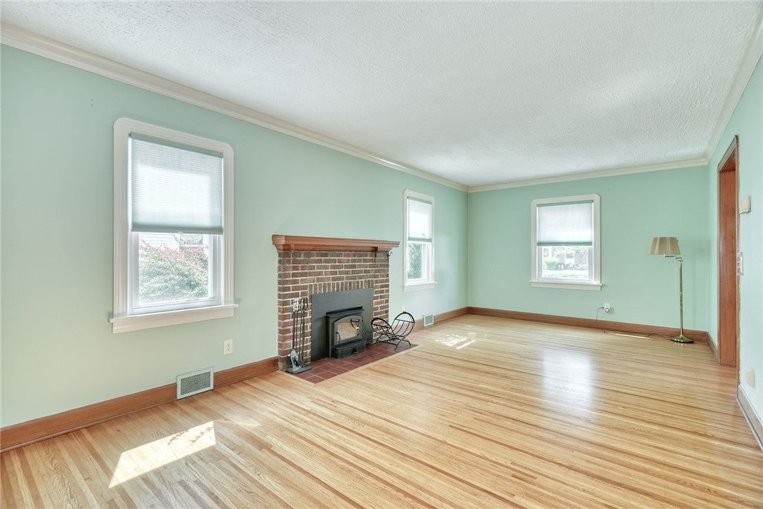 136 Hoover Road