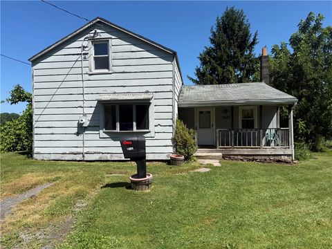Photo of 7685 Salmon Creek Road, Williamson, NY 14589 (MLS # R1699513)