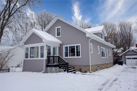 52 Laurelhurst Rd Rochester NY 14626