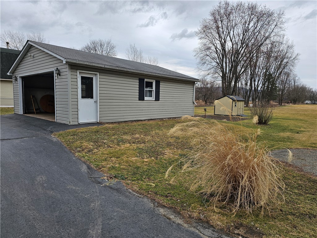 256 E Franklin Street, Horseheads, New York image 4