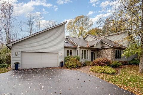 Photo of 2741 Clover Street, Pittsford, NY 14534 (MLS # R1647310)