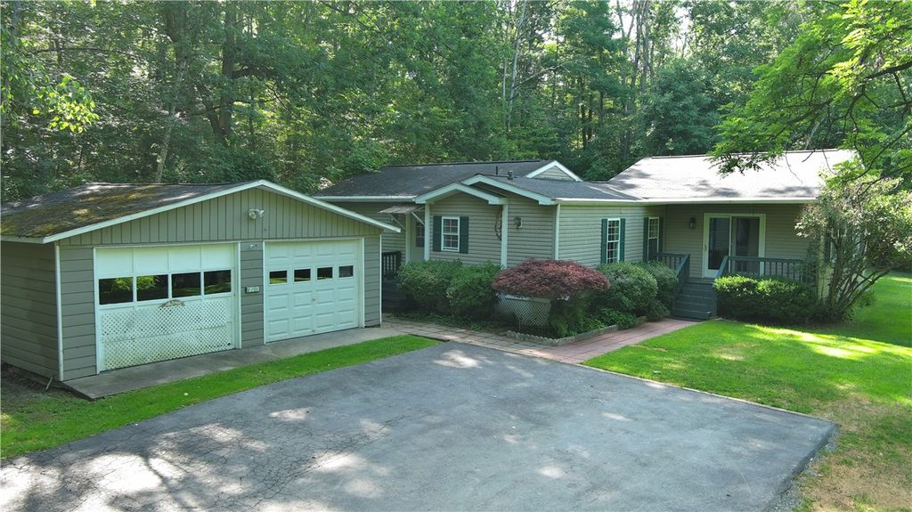 Photo of 33 Barr Lane, Erwin, NY 14870 (MLS # R1698929)