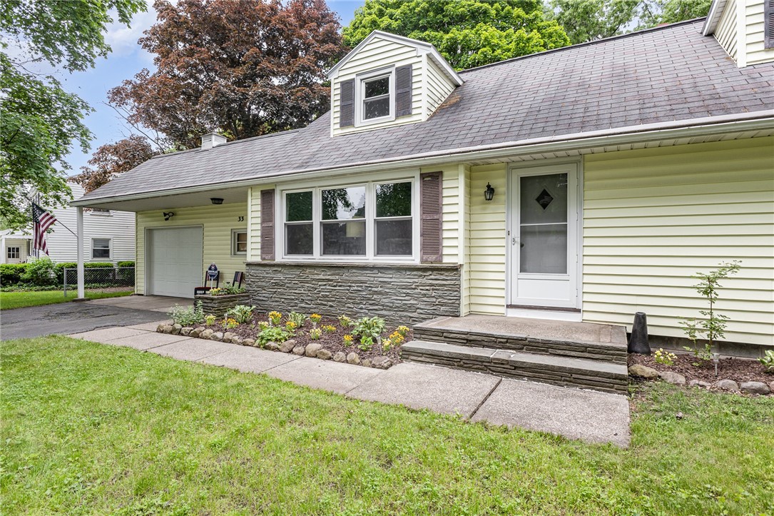 33 Fox Meadow Road, Greece, New York image 2