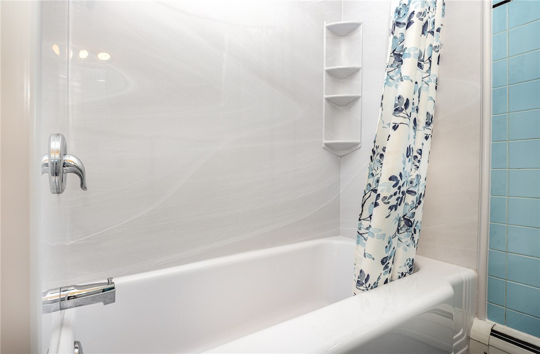 33 Fox Meadow Road, Greece, New York image 12