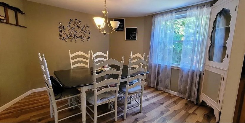 Shelby, New York 14103, United States, 3 Bedrooms Bedrooms, ,1 BathroomBathrooms,Residential,Pending,98815