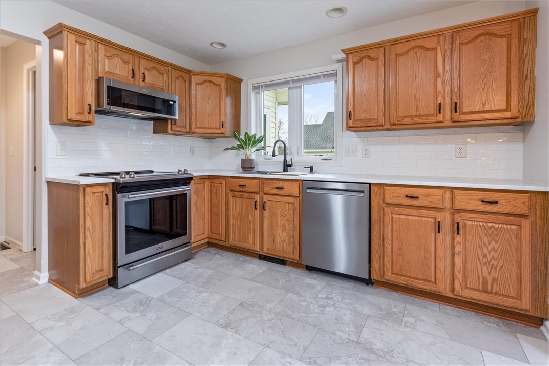 26 Simone Terrace Ter, Penfield, New York image 16