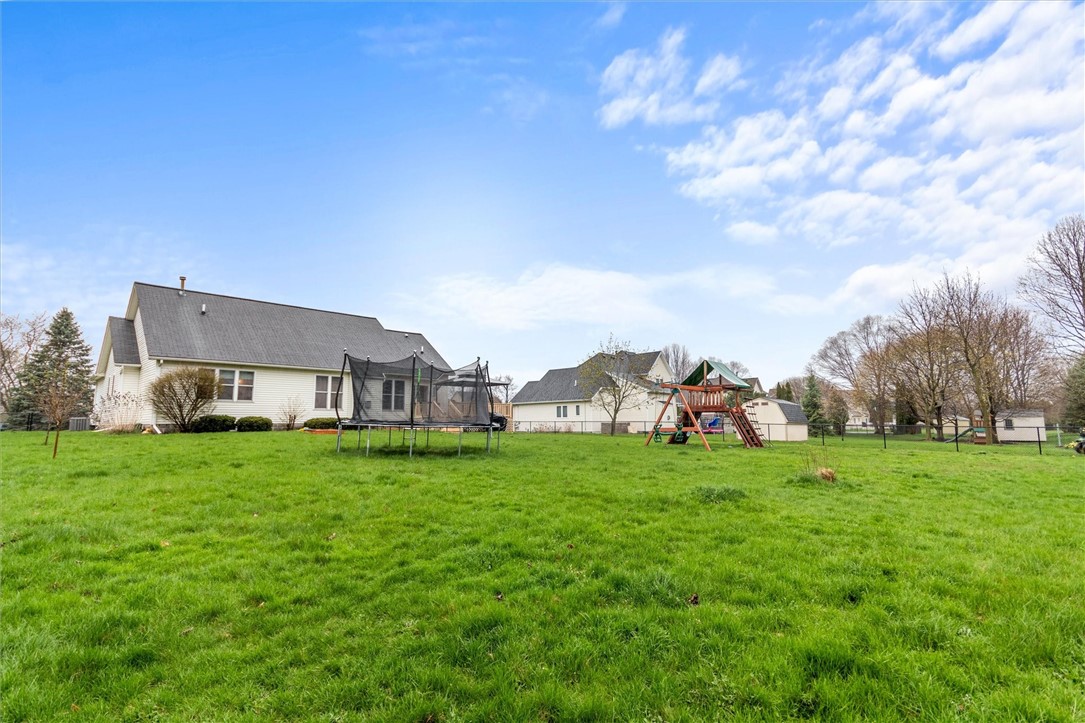 26 Simone Terrace Ter, Penfield, New York image 4