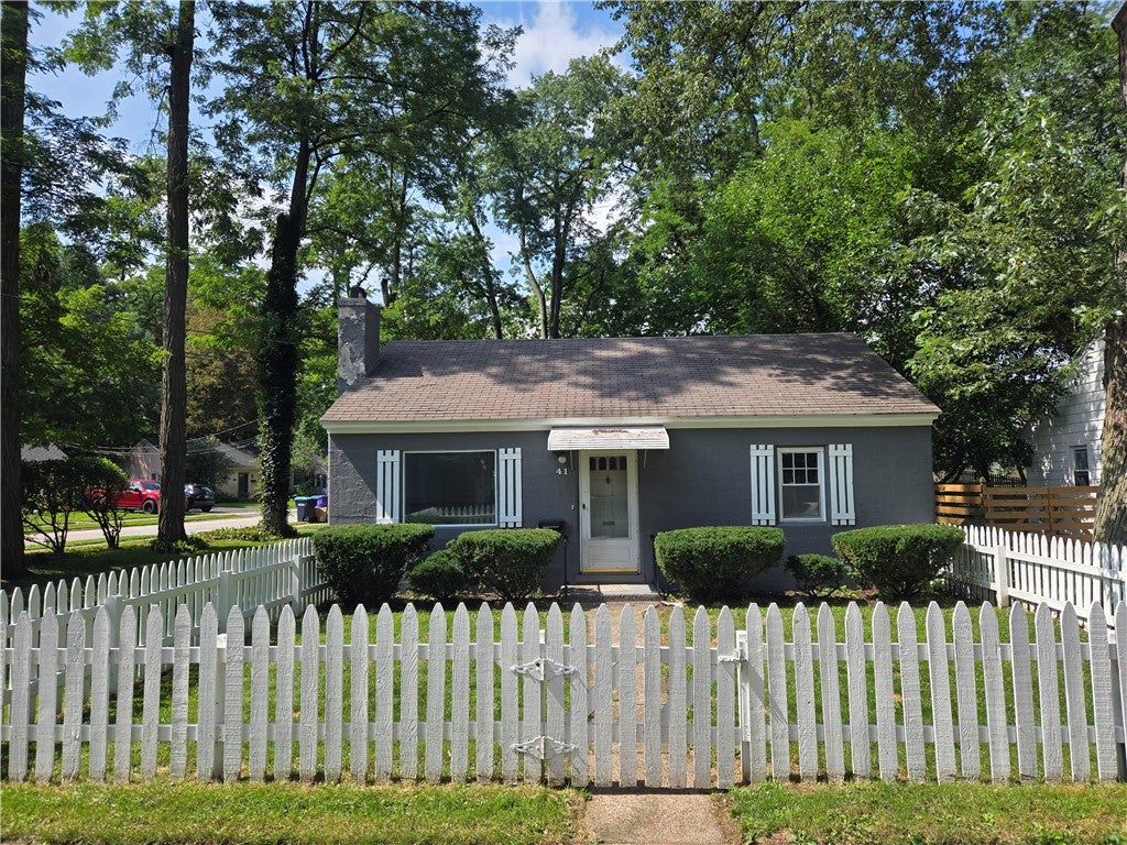 Photo of 41 Campden WAY, Brighton, NY 14610 (MLS # R1714194)