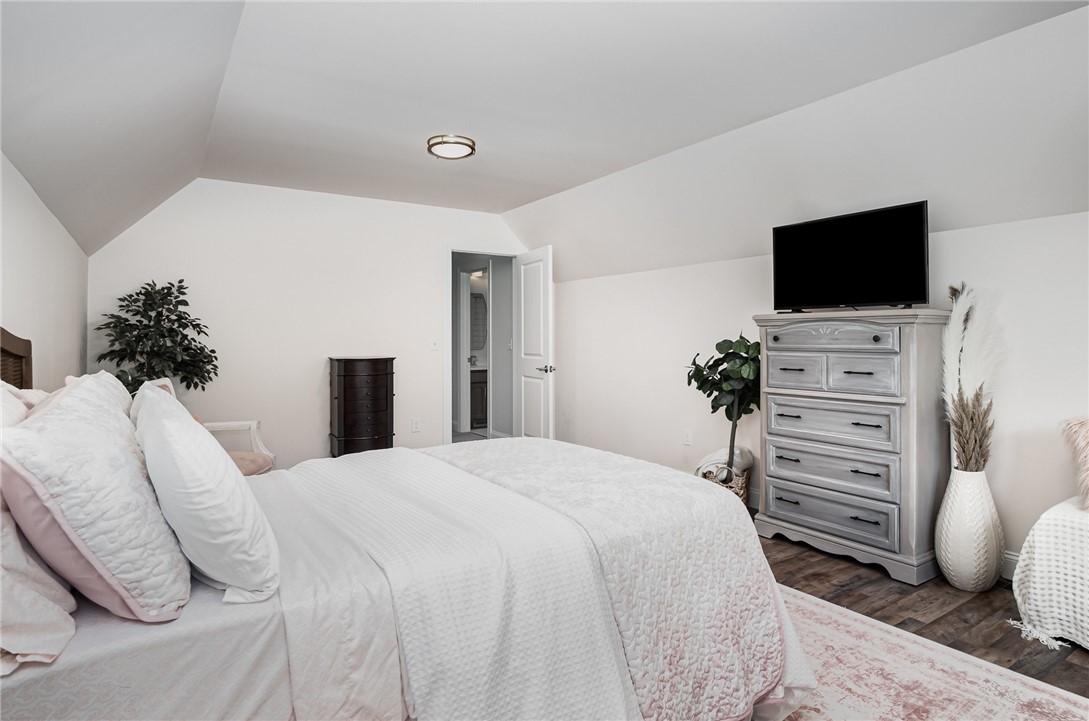 3265 Tanaberry Circle, Macedon, New York image 9