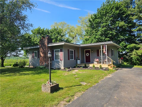 Photo for 3329 Maple Street Road