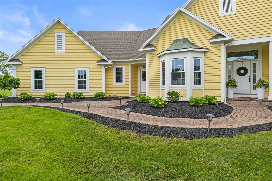 22 Cobblecreek Road