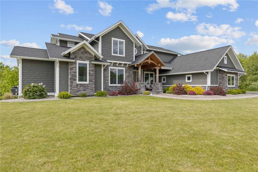 1915 Factors Walk, West Bloomfield, New York image 3