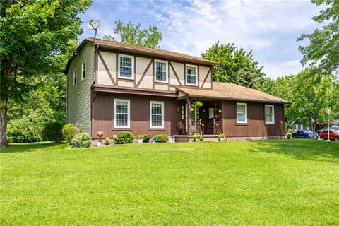 Photo of 191 Sannita Drive, Greece, NY 14626 (MLS # R1696183)