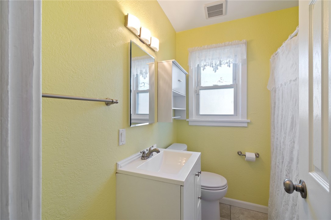 50 Brett Road, Irondequoit, New York image 17