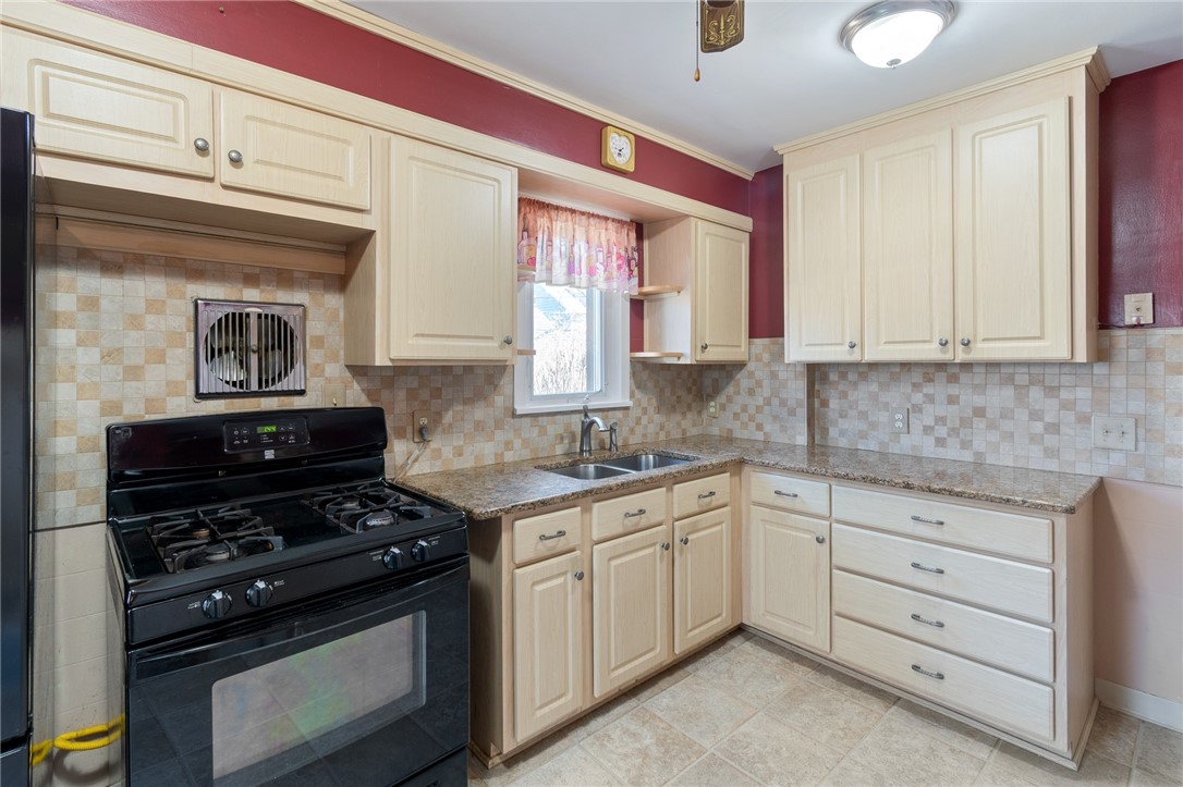 50 Brett Road, Irondequoit, New York image 19